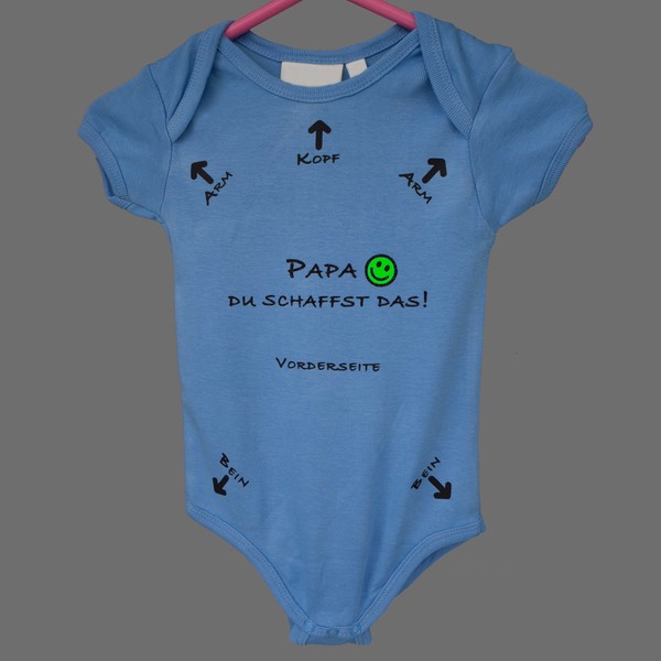 2015-05-01 Papa du schaffst das schwarz und schwarzglitzer auf hellblau t-sp